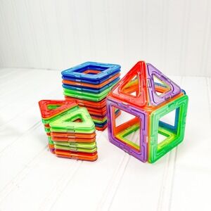 Magformers Magnetic Tiles Building Block Toy for Kids Square+Triangle 40 Pcs Set